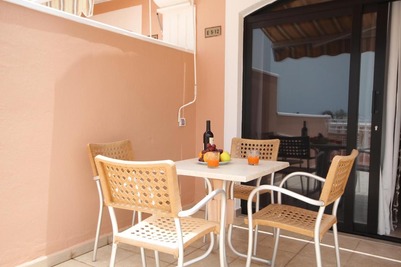 Apartment With Terrace On The Seafront In Playa Fanabe Costa Adeje  Exterior photo